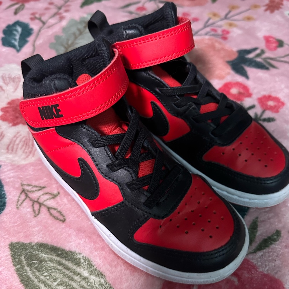 Nike Kids Black and Red High-Top Sneakers